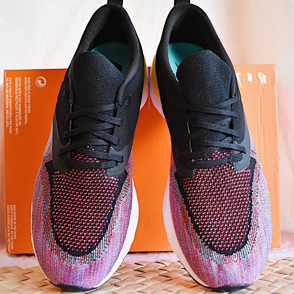 🚨SOLD🚨NEW Nike Odyssey React 2 Flyknit - Picture 3 of 8